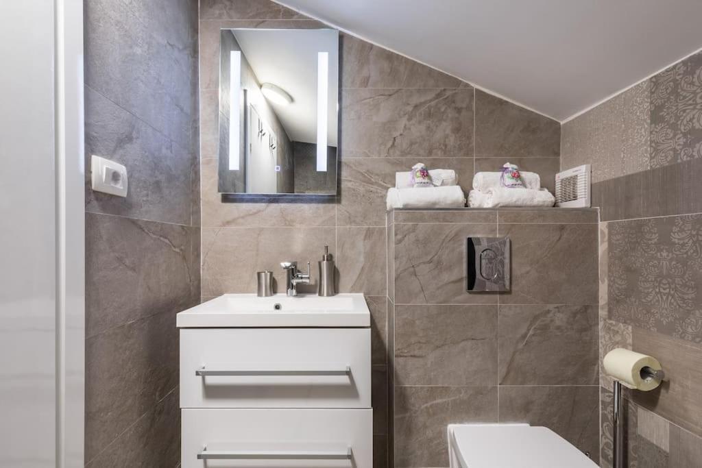 Elegant Residence Rooms & Apartments Split Exteriér fotografie